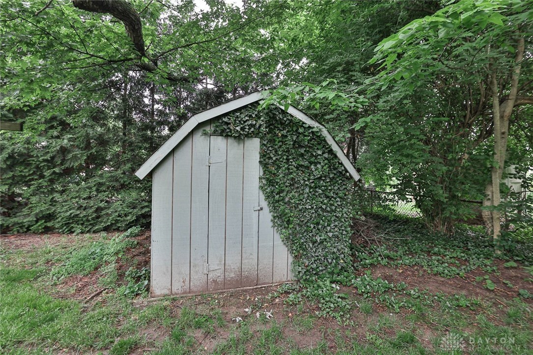 407 Claranna Avenue, Oakwood, Ohio image 37