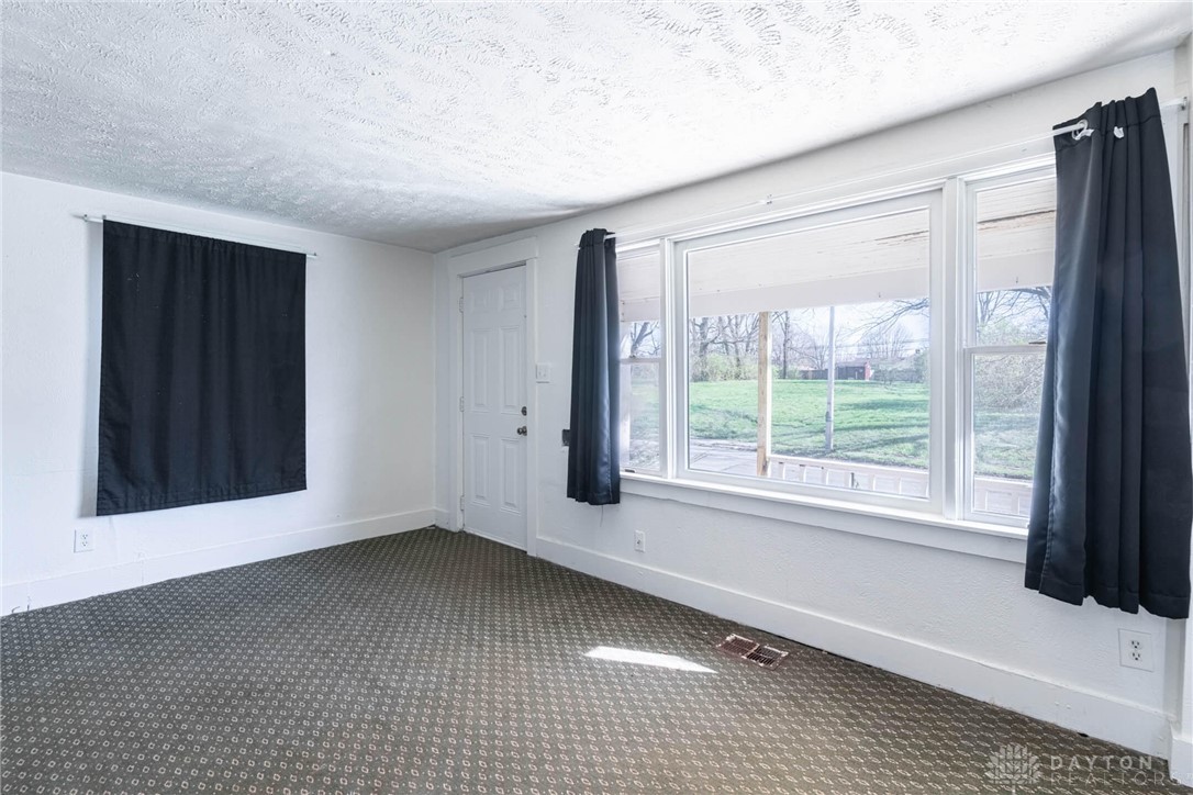 Springfield, Ohio 45506, United States, 2 Bedrooms Bedrooms, ,1 BathroomBathrooms,Residential,Active,195130