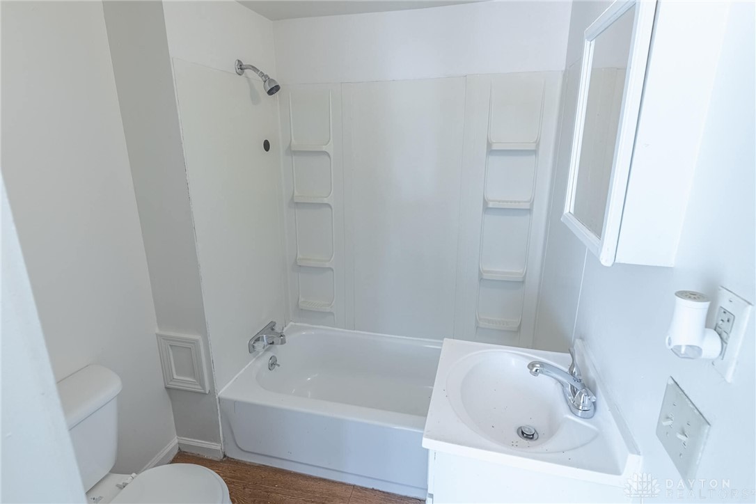 Springfield, Ohio 45506, United States, 2 Bedrooms Bedrooms, ,1 BathroomBathrooms,Residential,Active,195130