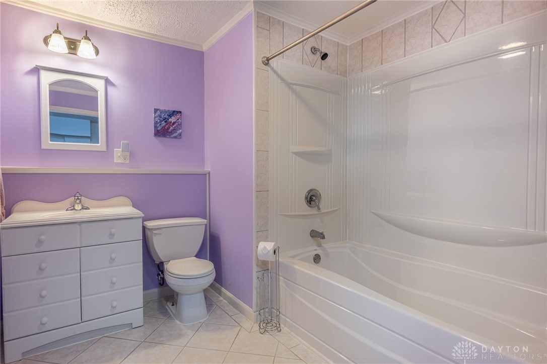 1233 Terrington Way, Miamisburg, Ohio image 39