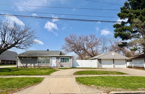 Photo of 2151 S Smithville Road, Kettering, OH 45420 (MLS # 955461)