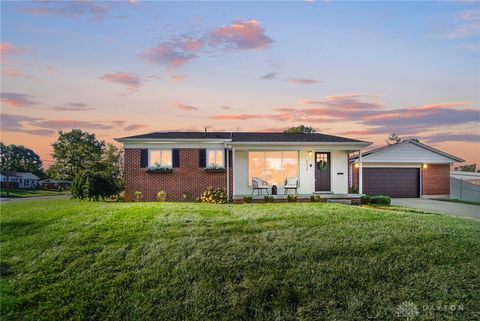 Photo of 2432 Danube Court, Kettering, OH 45420 (MLS # 945525)