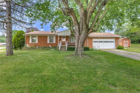 Homes For Sale - 1412 Johns Road<br/> Middletown, OH 45044