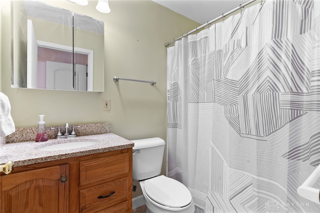 1031 Londonderry Drive, Vandalia, Ohio image 17