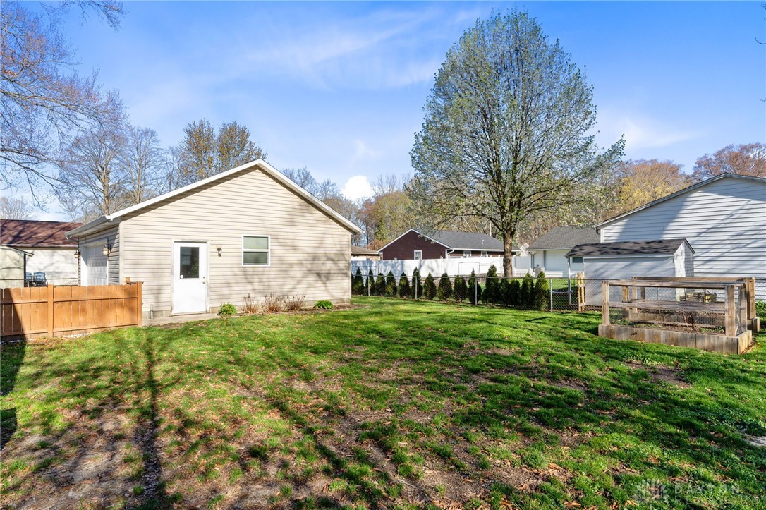 1031 Londonderry Drive, Vandalia, Ohio image 32
