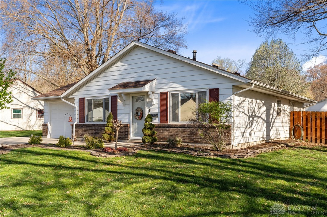 1031 Londonderry Drive, Vandalia, Ohio image 4
