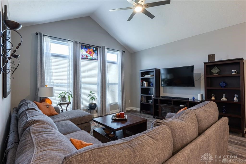 3374 Lily Way, Beavercreek, Ohio image 3