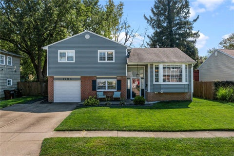Photo for 1704 Redbush Avenue
