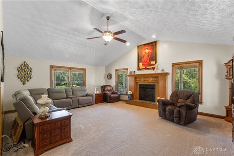 Tiny photo for 460 Kinsey Road, Xenia, OH 45385 (MLS # 946137)