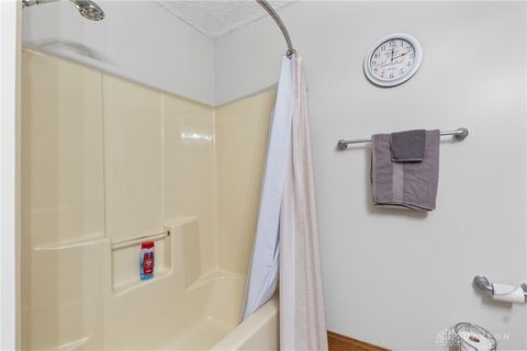 Tiny photo for 460 Kinsey Road, Xenia, OH 45385 (MLS # 946137)