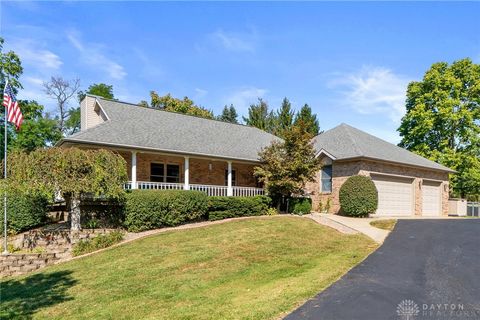 Tiny photo for 460 Kinsey Road, Xenia, OH 45385 (MLS # 946137)
