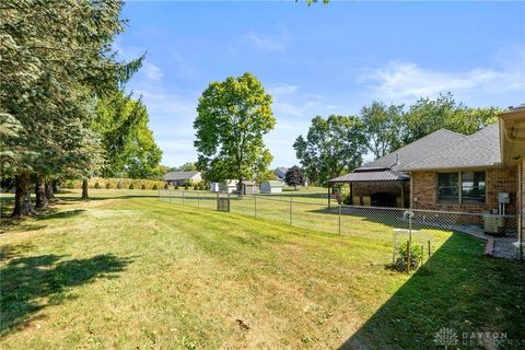 Tiny photo for 460 Kinsey Road, Xenia, OH 45385 (MLS # 946137)