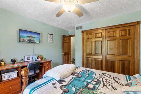 Tiny photo for 460 Kinsey Road, Xenia, OH 45385 (MLS # 946137)