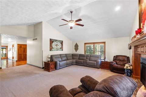 Tiny photo for 460 Kinsey Road, Xenia, OH 45385 (MLS # 946137)