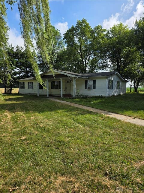 Homes For Sale - 11968 Arling Road<br/> Shelby County, Anna, OH 45302