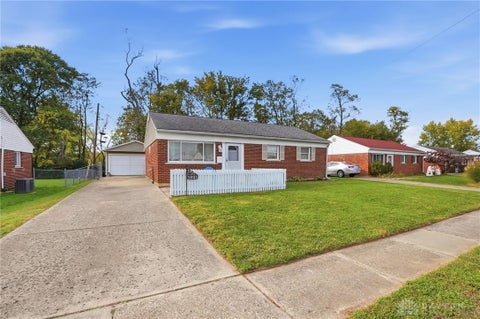 Photo of 1321 Kapok Street, Fairborn, OH 45324 (MLS # 972029)