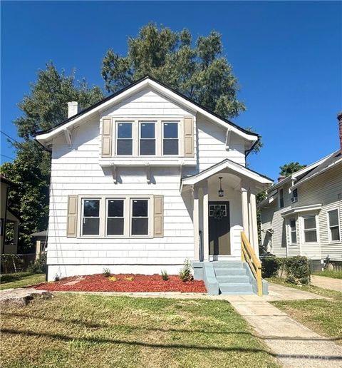 Photo of 5773 Lantana Avenue, Cincinnati, OH 45224 (MLS # 943788)