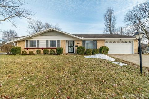 Photo of 440 Katy Lane, Englewood, OH 45322 (MLS # 952374)