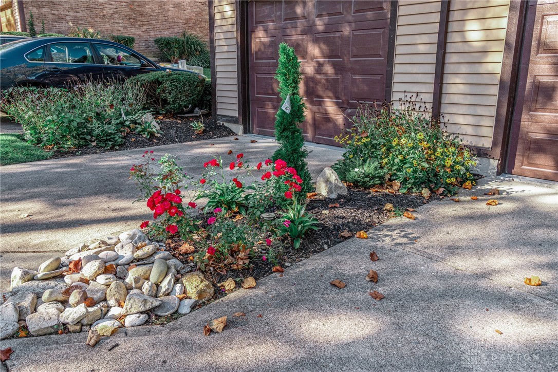 Fairfield, Ohio 45014, United States, 3 Bedrooms Bedrooms, ,3 BathroomsBathrooms,Residential,Active,222117