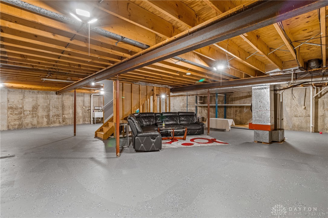 Fairfield, Ohio 45014, United States, 3 Bedrooms Bedrooms, ,3 BathroomsBathrooms,Residential,Active,222117