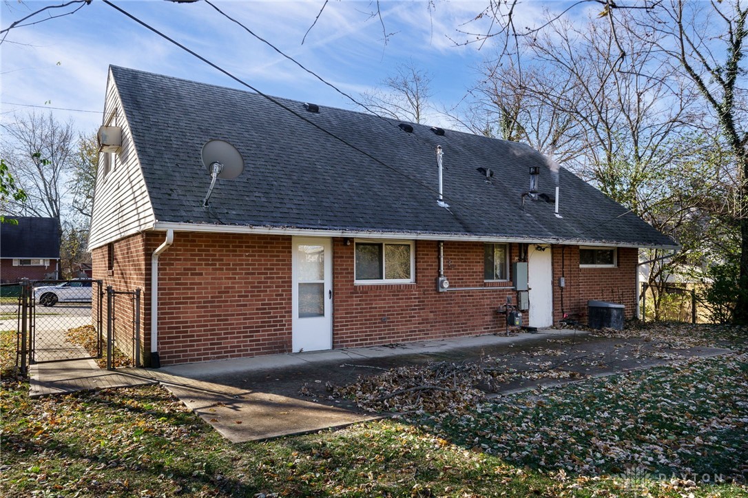 4915 Rittenhouse Drive, Dayton, Ohio image 24