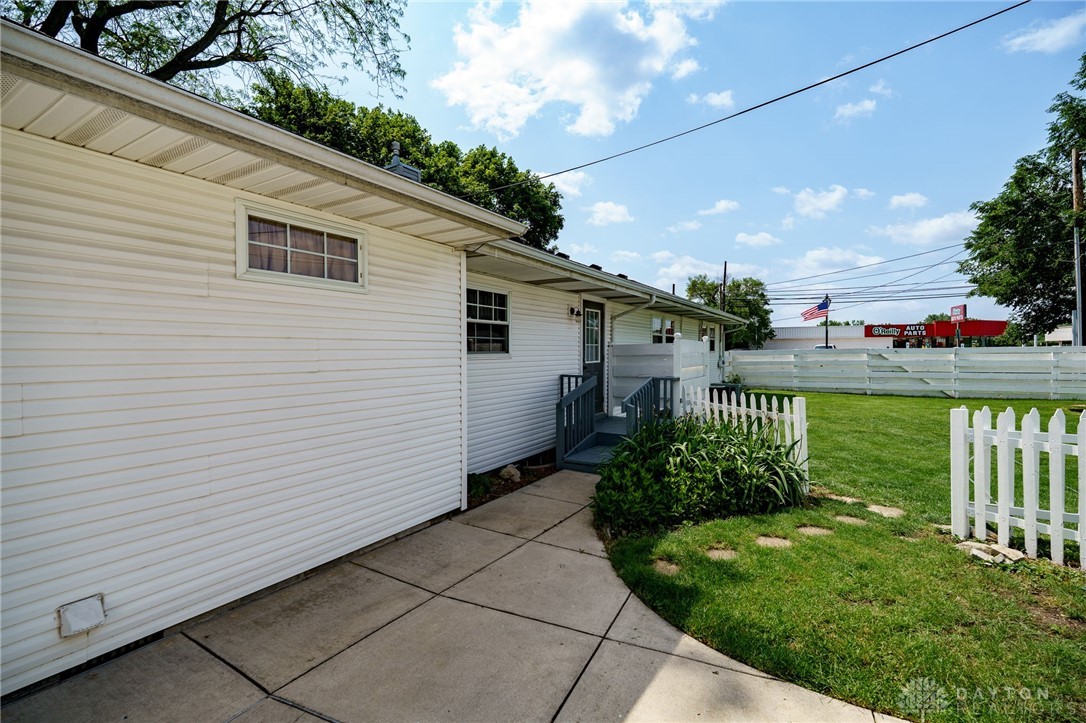 7 Kiser Drive, Tipp City, Ohio image 41