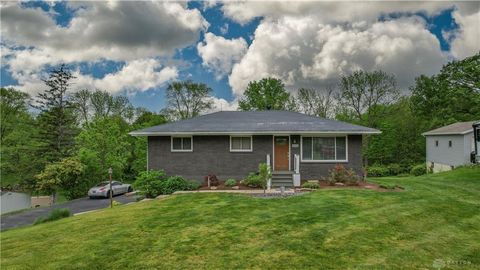 2918 Valleyview Drive, Fairborn, OH 45324 - #: 910579