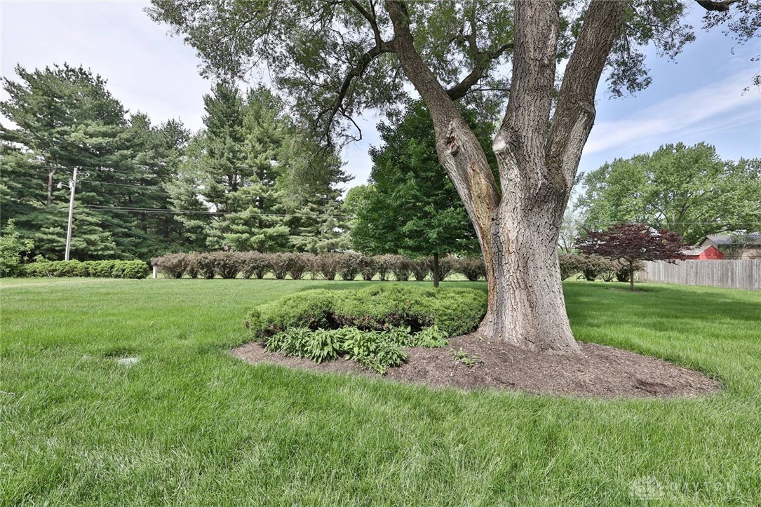 5610 Peters Road, Tipp City, Ohio image 37