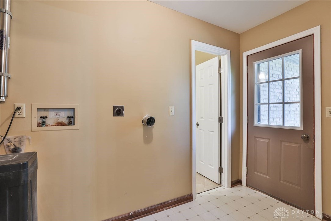5610 Peters Road, Tipp City, Ohio image 29