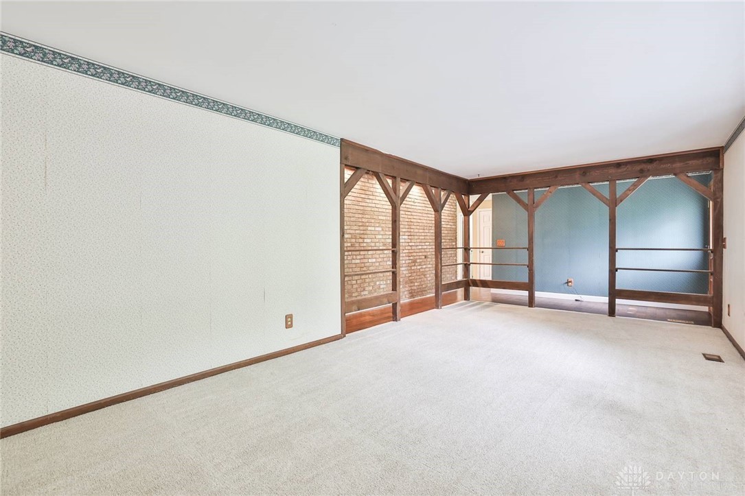 5610 Peters Road, Tipp City, Ohio image 8