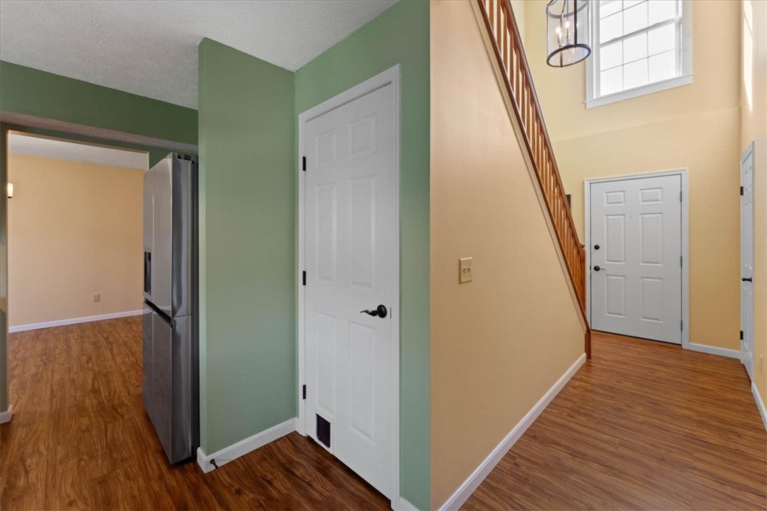 3106 Crowfoot Drive