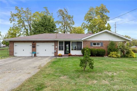 Tiny photo for 775 S Main Street, Springboro, OH 45066 (MLS # 945986)