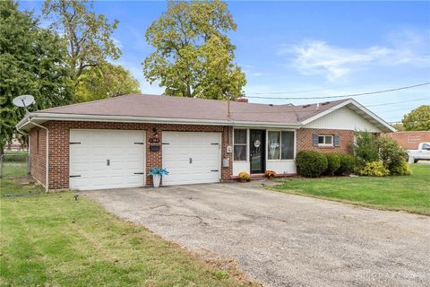 Tiny photo for 775 S Main Street, Springboro, OH 45066 (MLS # 945986)