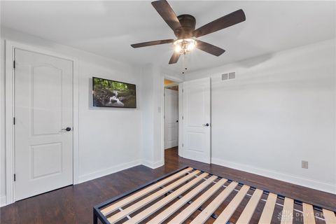 Tiny photo for 775 S Main Street, Springboro, OH 45066 (MLS # 945986)