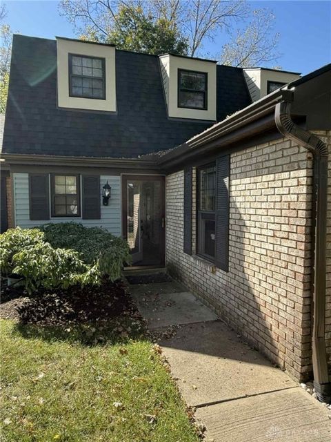 Photo of 6583 Benjamin Franklin Drive, Englewood, OH 45322 (MLS # 945449)