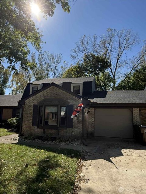 Tiny photo for 6583 Benjamin Franklin Drive, Englewood, OH 45322 (MLS # 945449)