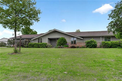 Homes For Sale - 8120 Boomershine Road<br/> Germantown, OH 45327