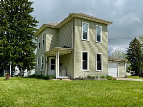 Photo of 314 Raffensperger Avenue, Springfield, OH 45505 (MLS # 958113)