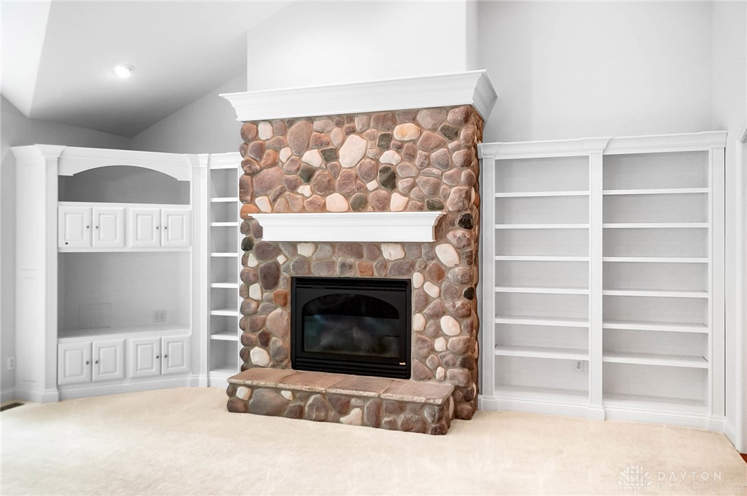 7721 Country Brook Court, Springboro, Ohio image 16