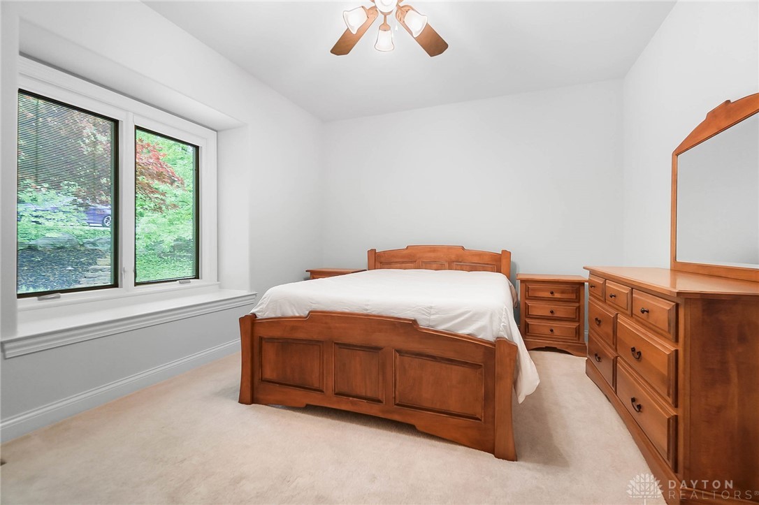 7721 Country Brook Court, Springboro, Ohio image 36