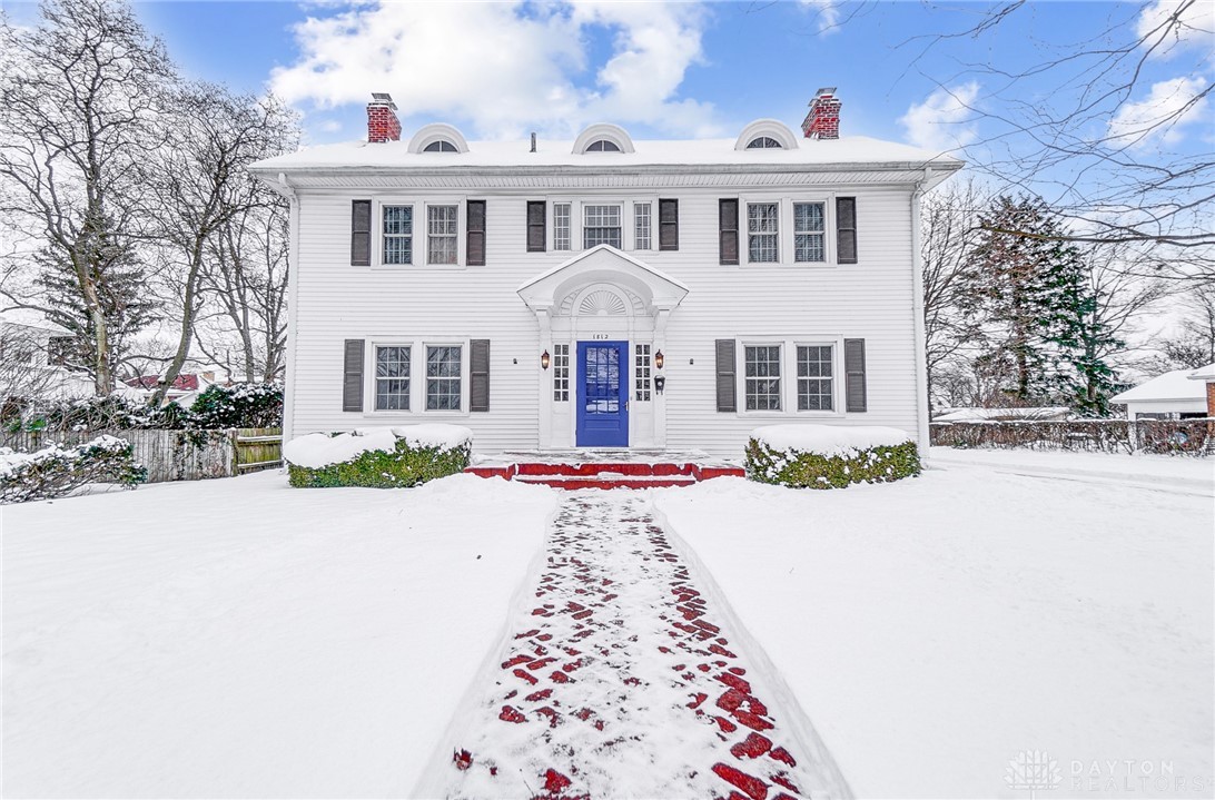 1812 Crescent Drive, Springfield, Ohio image 3