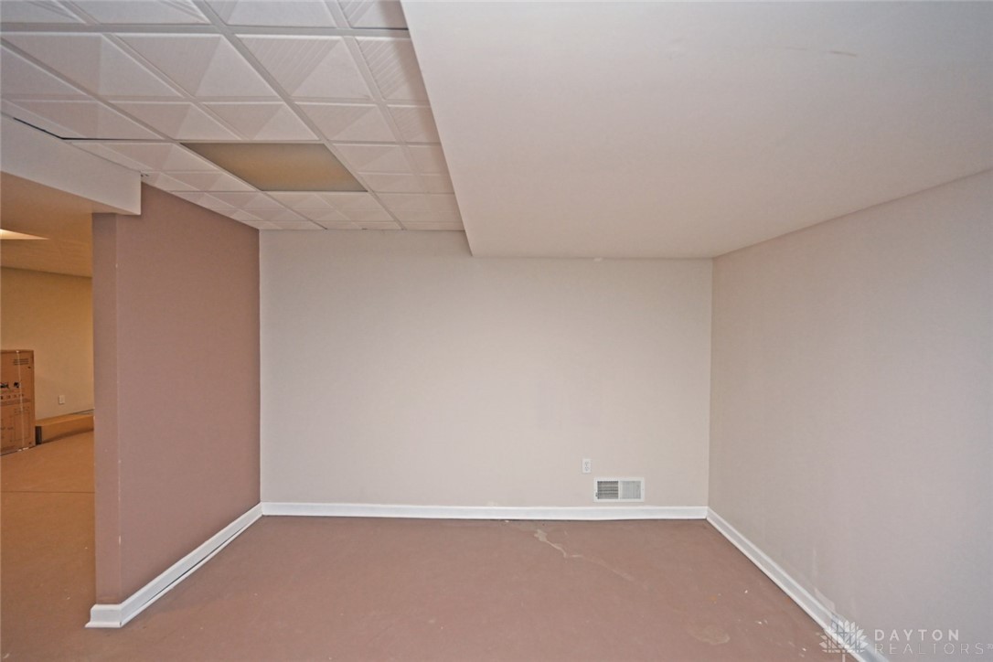 111 Prevalent Drive, Oxford, Ohio image 44