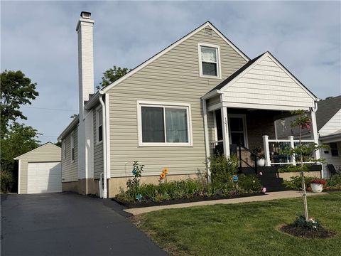 Photo of 1911 Fauver Avenue, Dayton, OH 45420 (MLS # 953795)