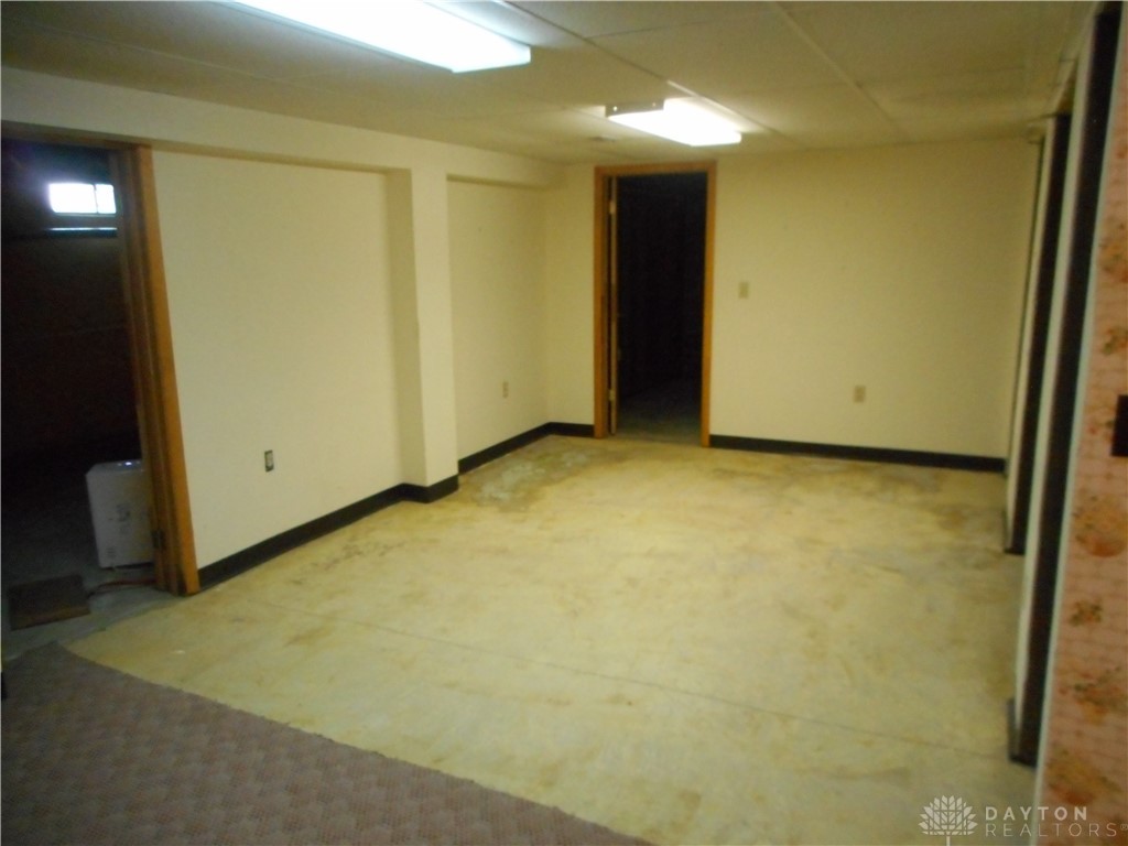 223 W Washington Street, New Carlisle, Ohio image 18