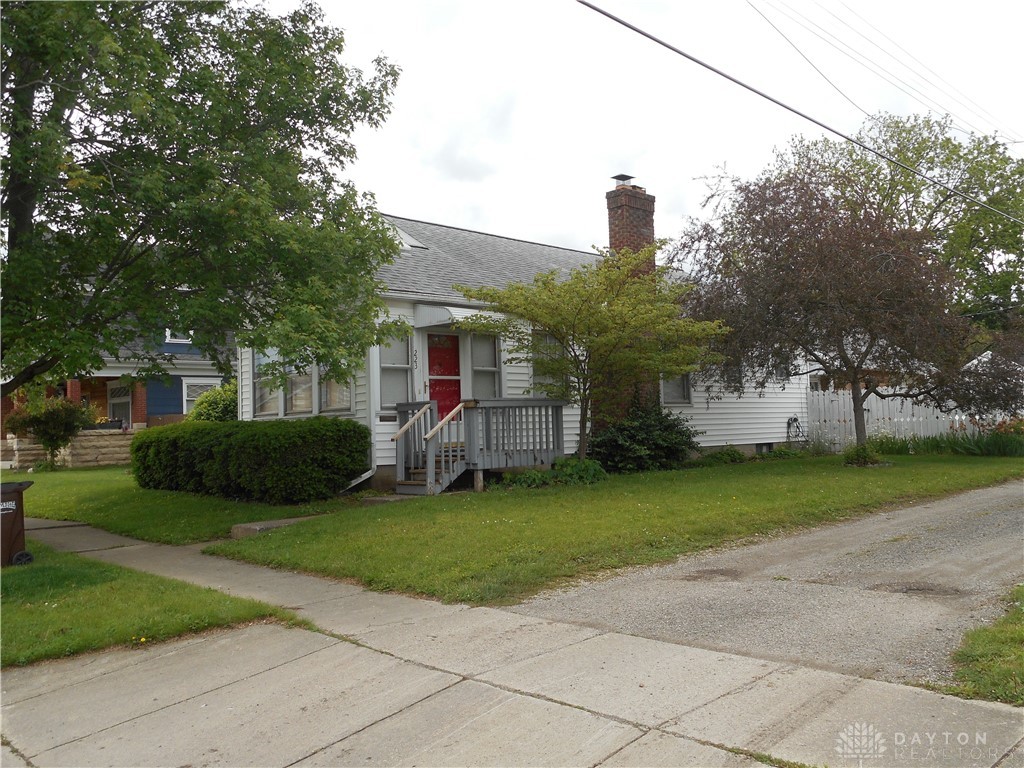 223 W Washington Street, New Carlisle, Ohio image 1