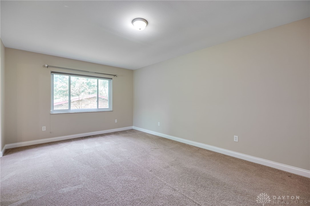 Beavercreek, Ohio 45434, United States, 3 Bedrooms Bedrooms, ,2 BathroomsBathrooms,Residential,Pending,155060