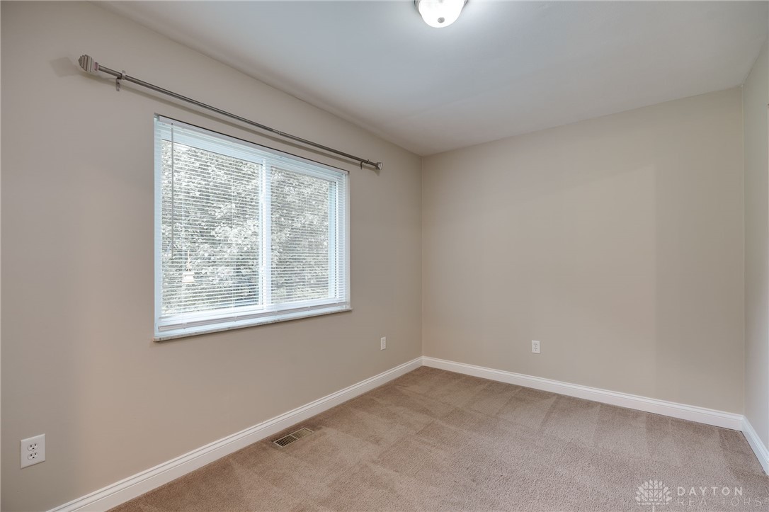 Beavercreek, Ohio 45434, United States, 3 Bedrooms Bedrooms, ,2 BathroomsBathrooms,Residential,Pending,155060