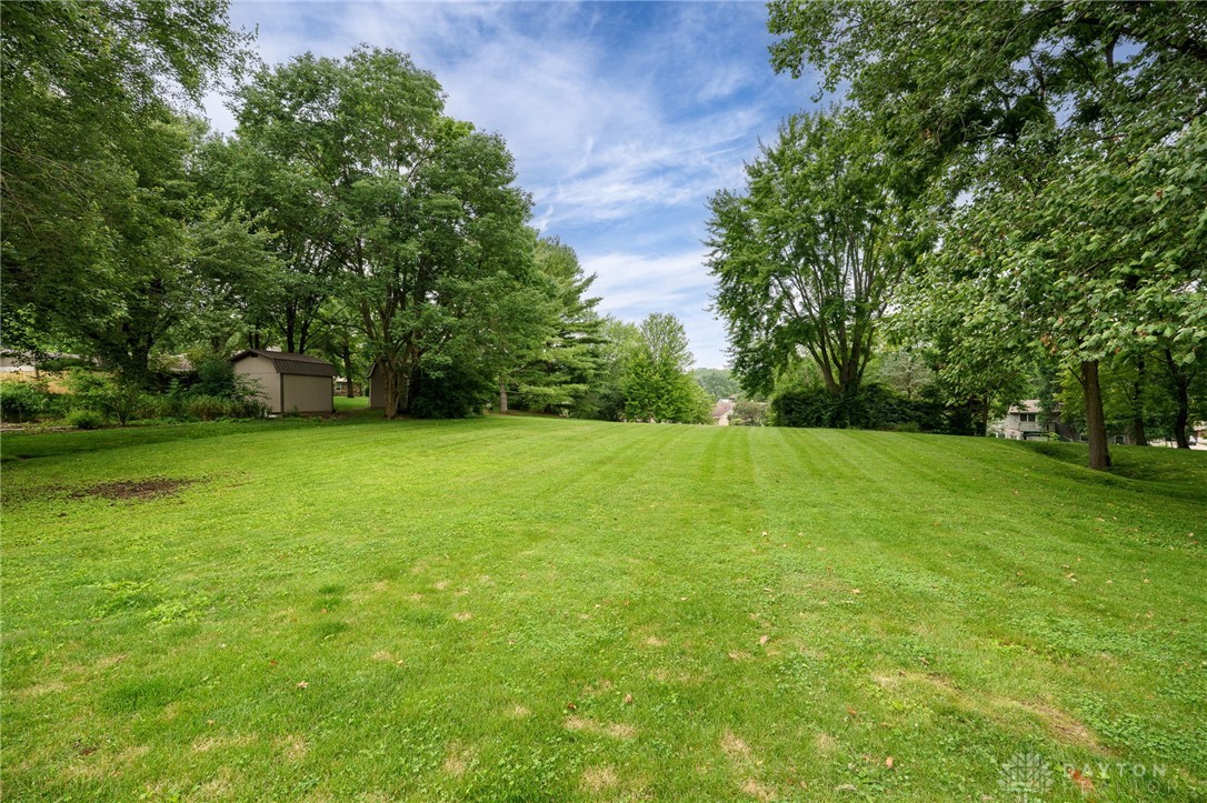 Beavercreek, Ohio 45434, United States, 3 Bedrooms Bedrooms, ,2 BathroomsBathrooms,Residential,Pending,155060