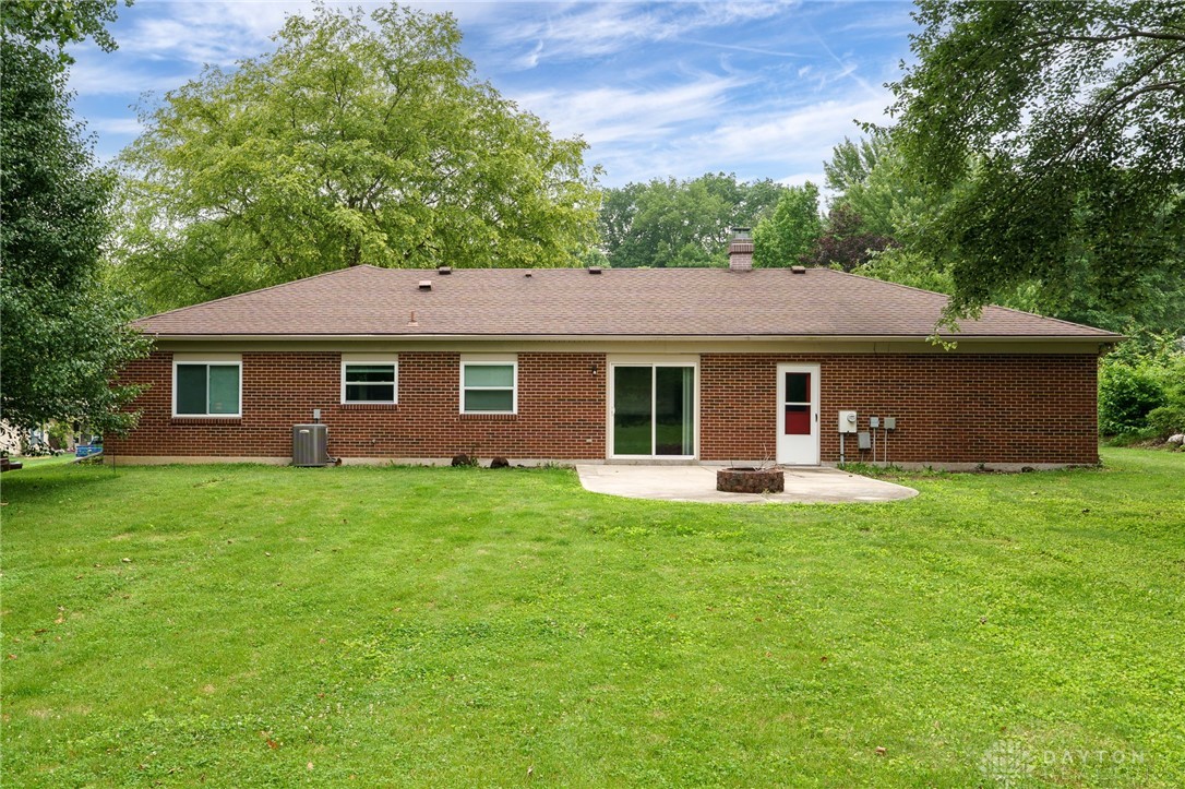 Beavercreek, Ohio 45434, United States, 3 Bedrooms Bedrooms, ,2 BathroomsBathrooms,Residential,Pending,155060