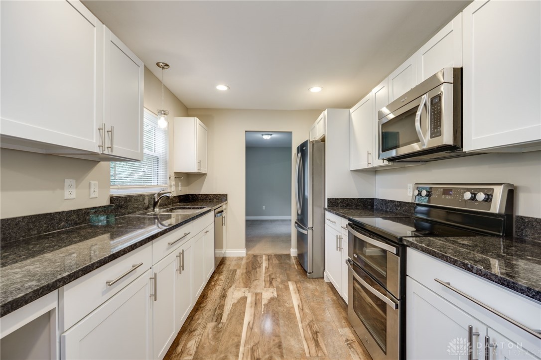 Beavercreek, Ohio 45434, United States, 3 Bedrooms Bedrooms, ,2 BathroomsBathrooms,Residential,Pending,155060